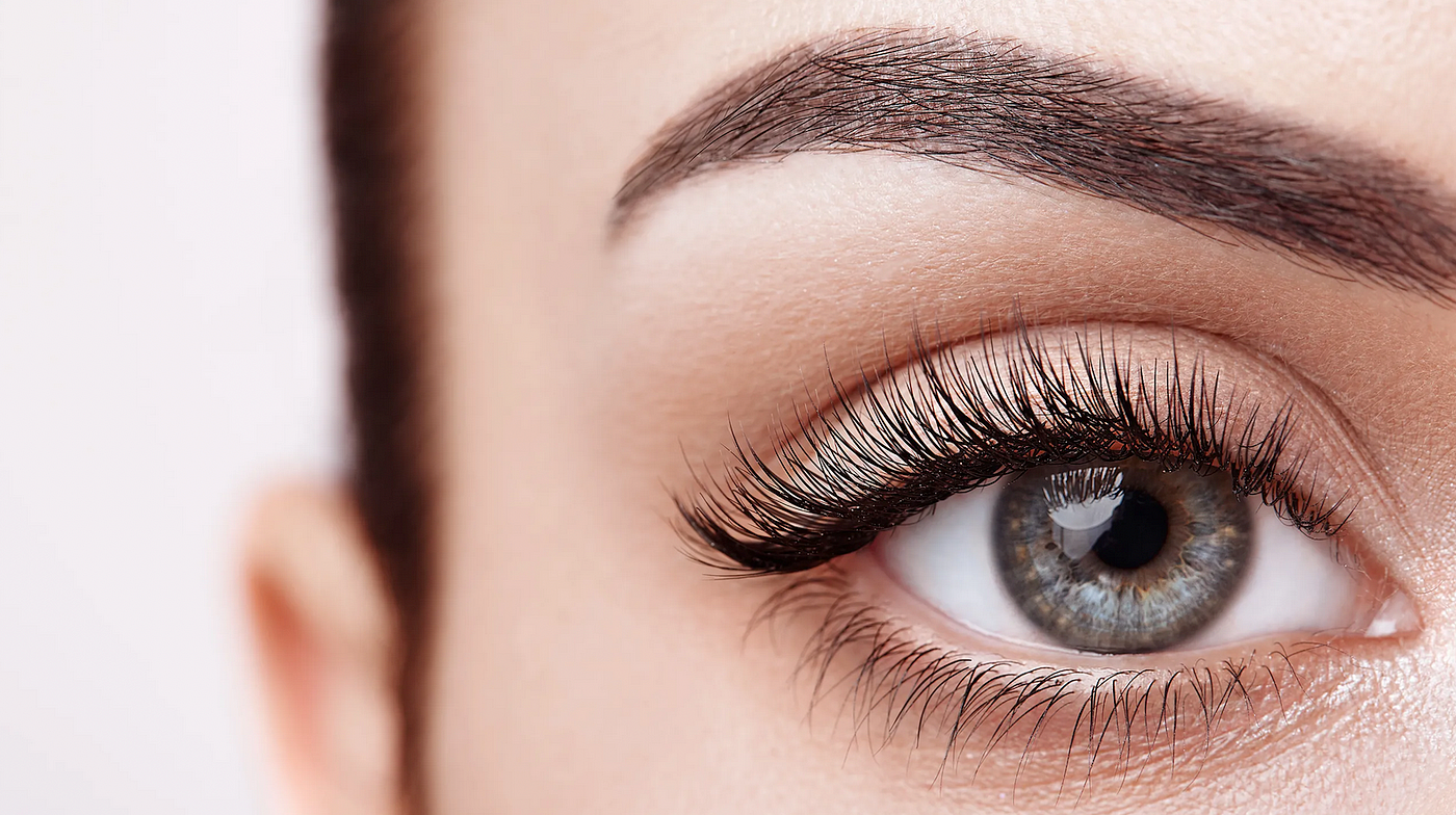Enhance Your Eyes: Favorite False Lashes and True Glue