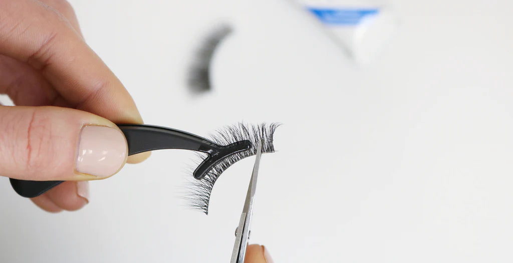 Mini Lash Scissors